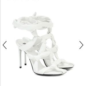 Off-white knotted sandals